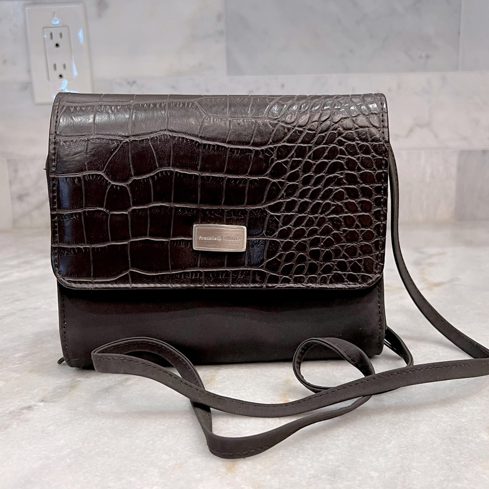 Frankie & Johnnie VINTAGE Brown Crocoldile Detailed Nylon Crossbody